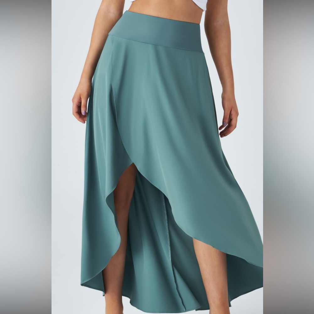 HALARA Stone Blue High-Low Ruffle 2 in 1 Quick Dry Casual Maxi Skirt